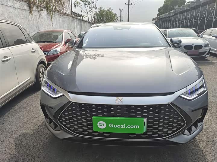 Фото 3 - BYD Han