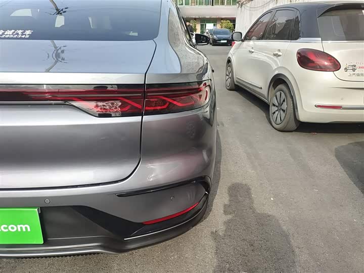 Фото 8 - BYD Han