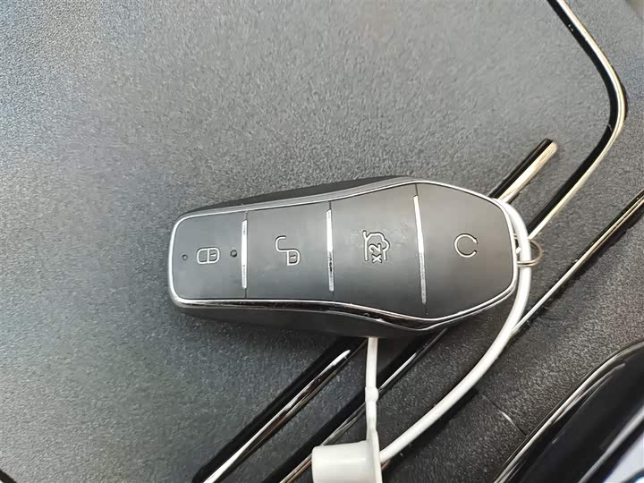 Фото 9 - BYD Han