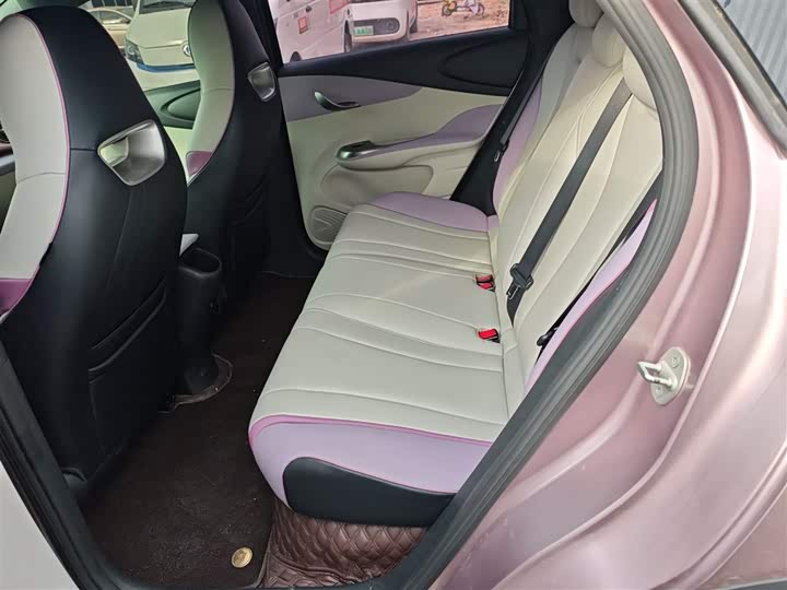 Фото 17 - BYD Dolphin