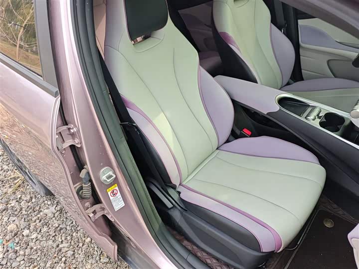 Фото 25 - BYD Dolphin