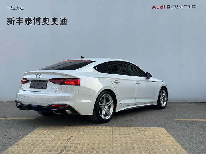 Фото 14 - Audi A5