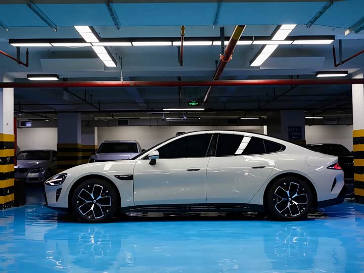 Фото 2 - Xiaomi SU7