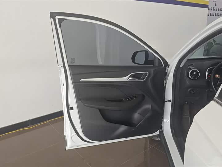 Фото 7 - MG Motor ZS