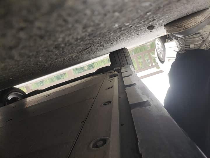 Фото 21 - Zeekr 001