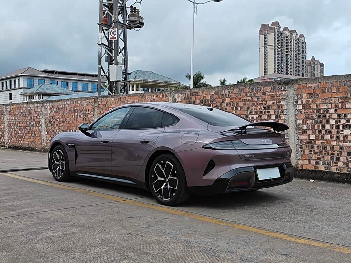 Фото 4 - Xiaomi SU7