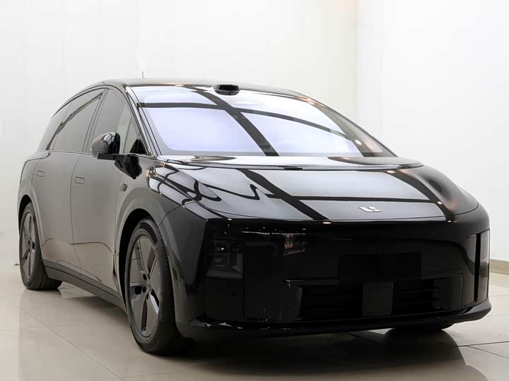 Фото 3 - LiXiang i8