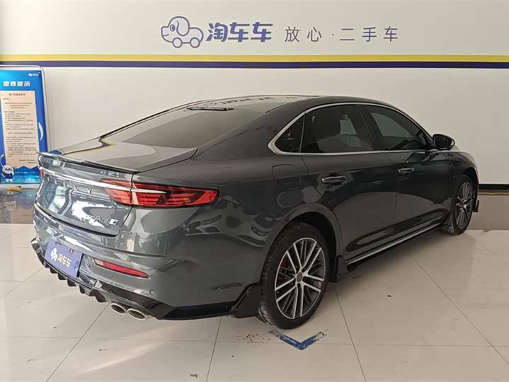 Фото 3 - Geely Preface