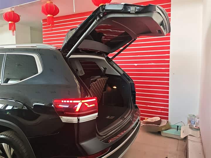 Фото 9 - Volkswagen Teramont Pro