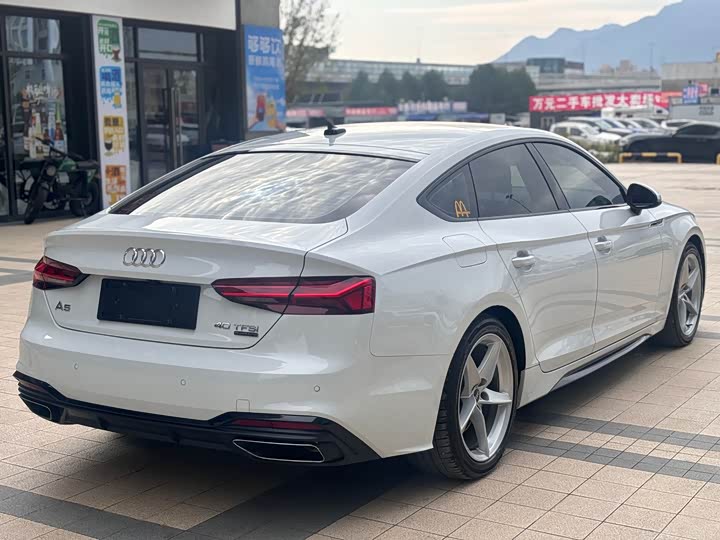 Фото 14 - Audi A5