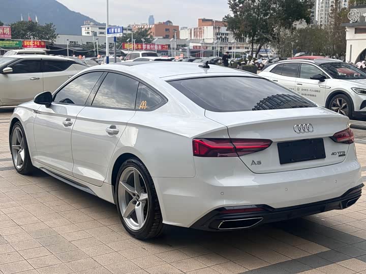 Фото 16 - Audi A5