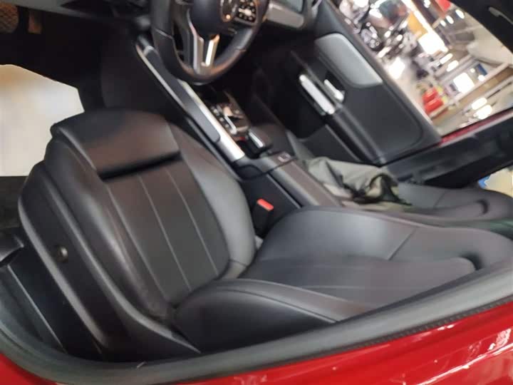 Фото 13 - Mercedes-Benz GLB-Class