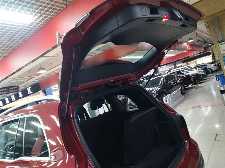 Фото 17 - Mercedes-Benz GLB-Class