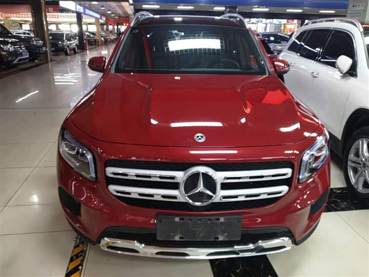 Фото 2 - Mercedes-Benz GLB-Class