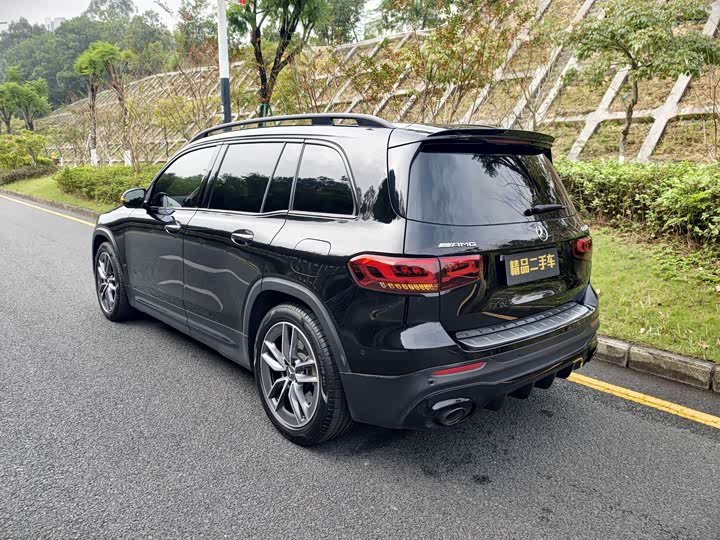 Фото 3 - Mercedes-Benz GLB-Class AMG