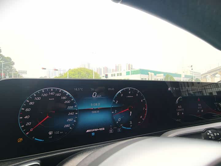 Фото 6 - Mercedes-Benz GLB-Class AMG