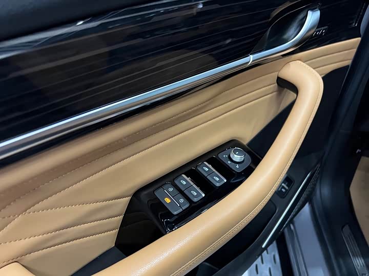 Фото 13 - Geely Monjaro Thor Hybrid