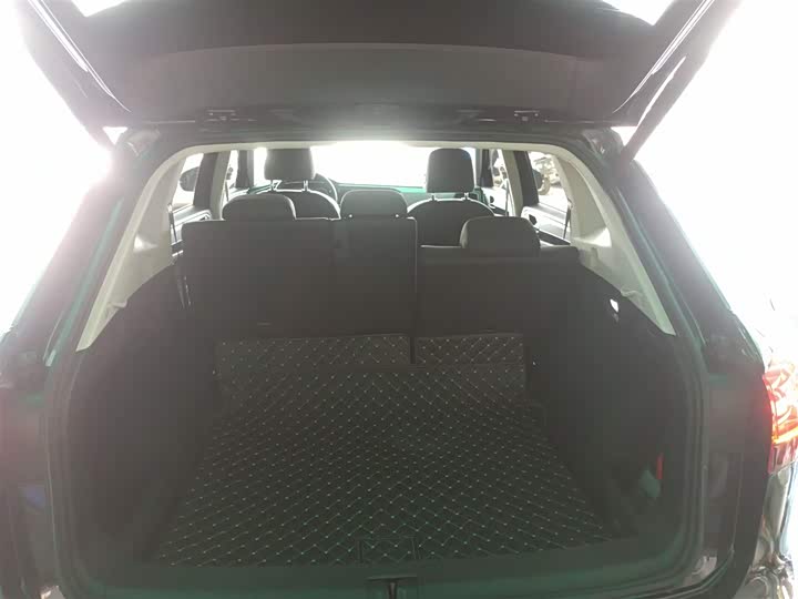 Фото 19 - Volkswagen Tayron