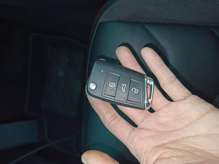 Фото 9 - Volkswagen Tayron