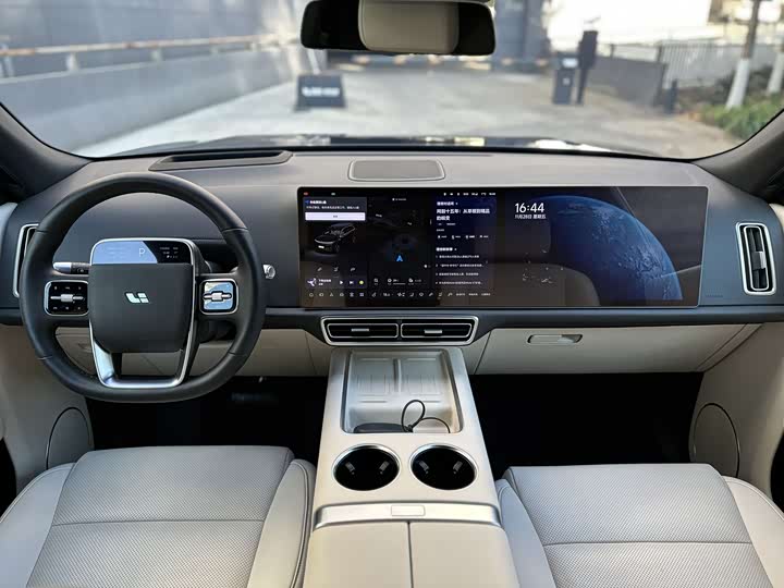 Фото 12 - LiXiang L9