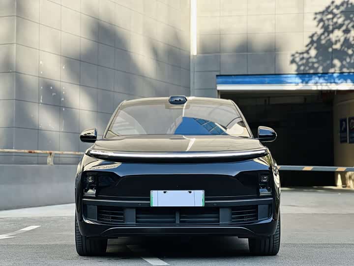 Фото 2 - LiXiang L9