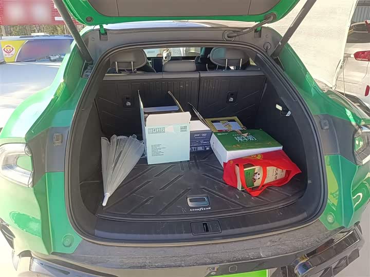 Фото 19 - Xiaomi YU7