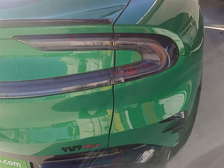 Фото 8 - Xiaomi YU7