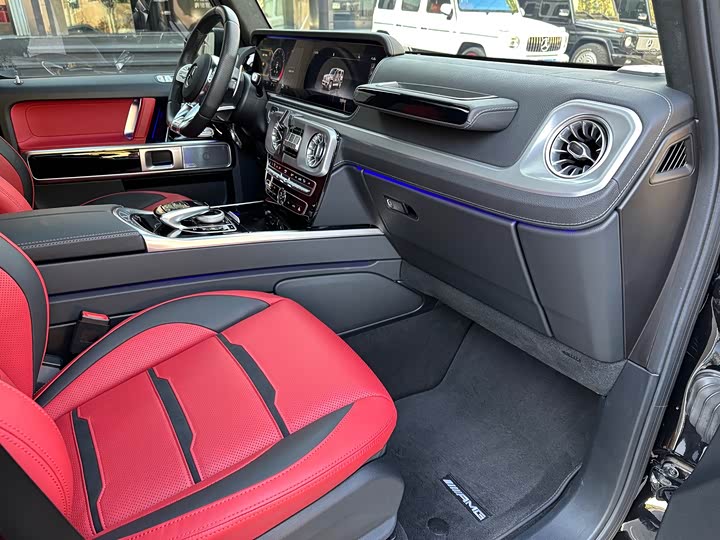 Фото 12 - Mercedes-Benz G-Class AMG