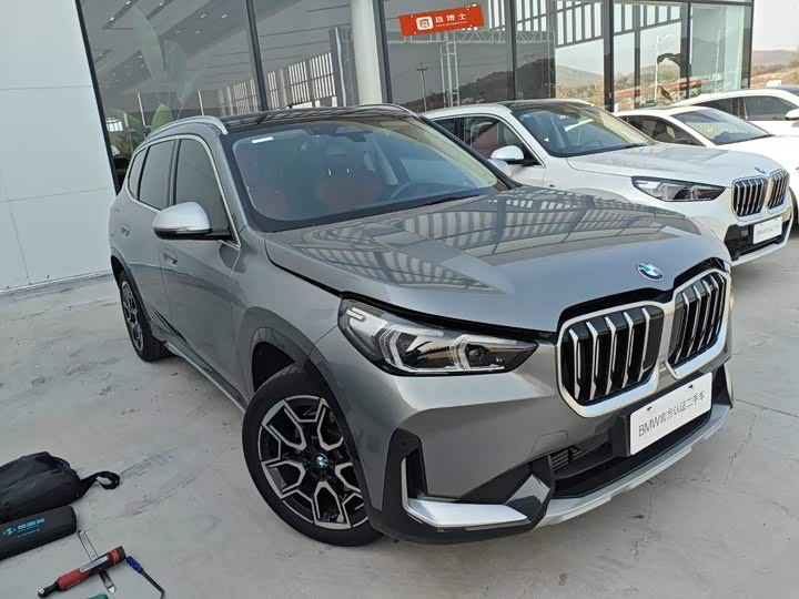 Фото 2 - BMW X1