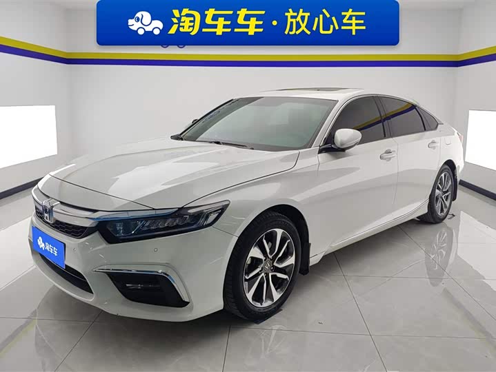 Фото 1 - Honda Inspire