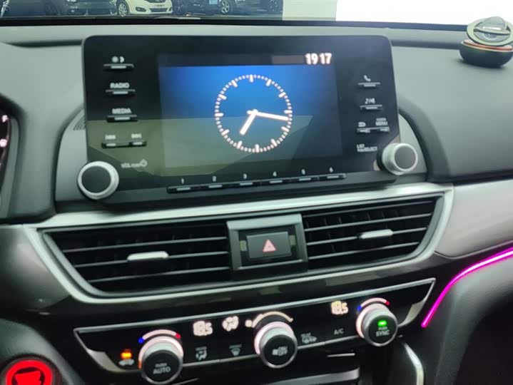 Фото 13 - Honda Inspire