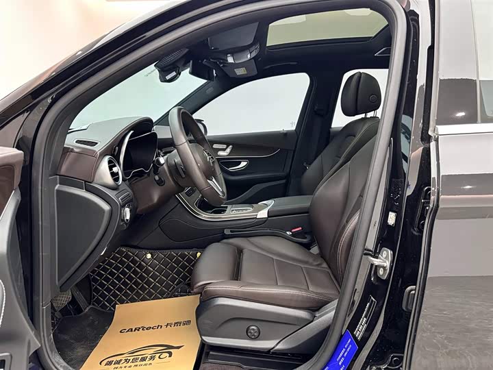 Фото 8 - Mercedes-Benz GLC-Class