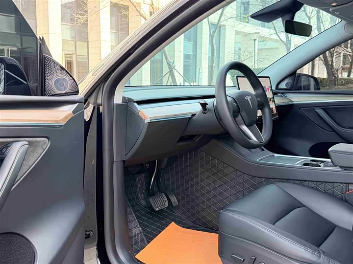 Фото 5 - Tesla Model Y