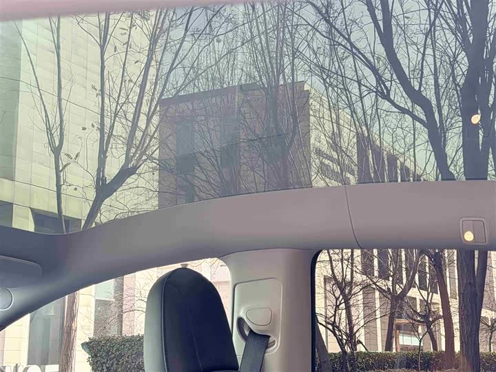 Фото 8 - Tesla Model Y