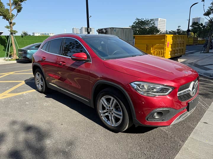 Фото 2 - Mercedes-Benz GLA-Class