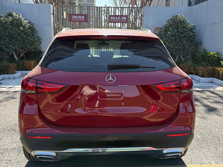 Фото 4 - Mercedes-Benz GLA-Class