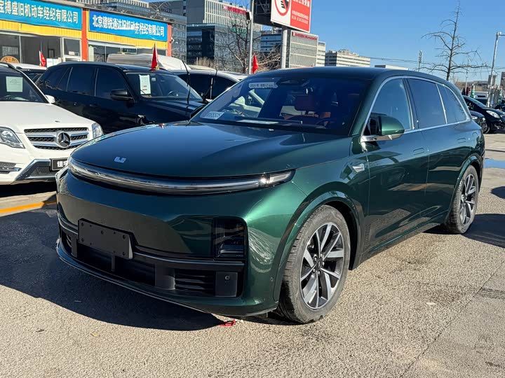 Фото 1 - LiXiang L7