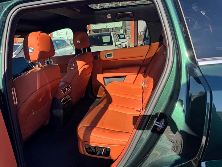 Фото 12 - LiXiang L7