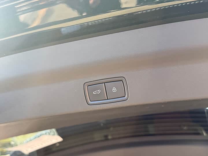 Фото 18 - LiXiang L7