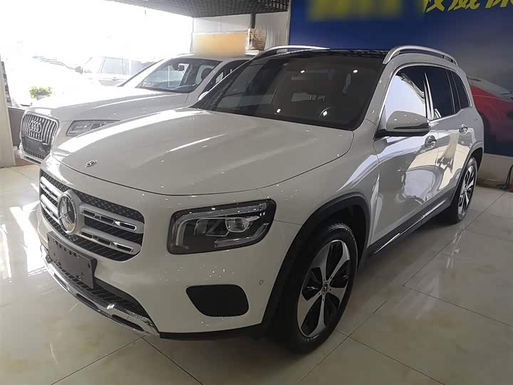 Фото 1 - Mercedes-Benz GLB-Class