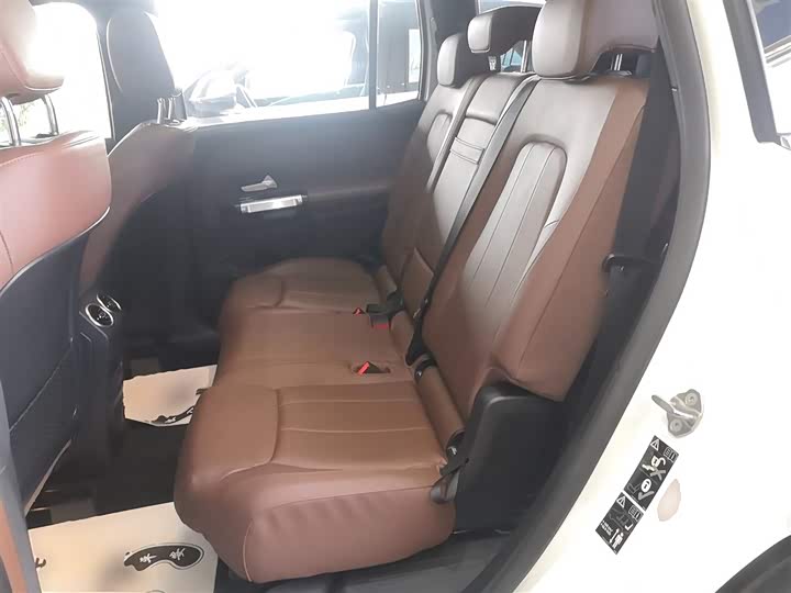 Фото 17 - Mercedes-Benz GLB-Class