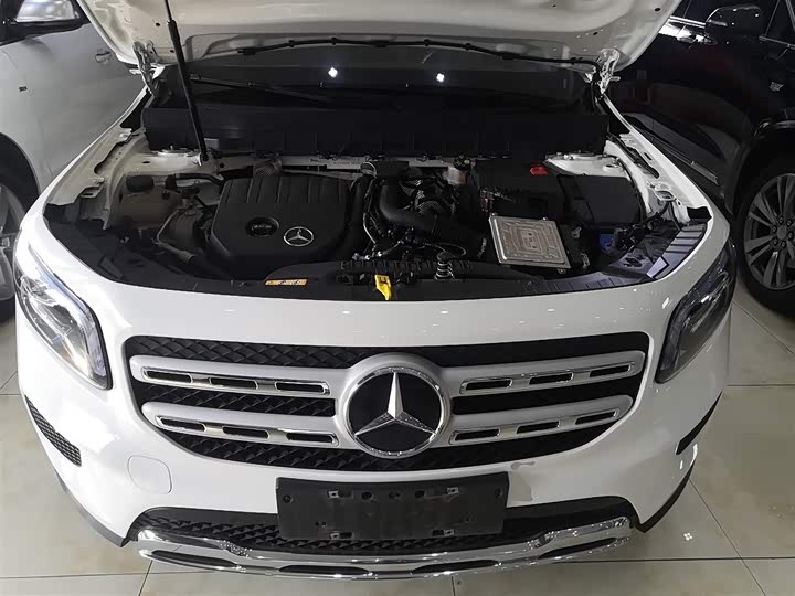 Фото 20 - Mercedes-Benz GLB-Class