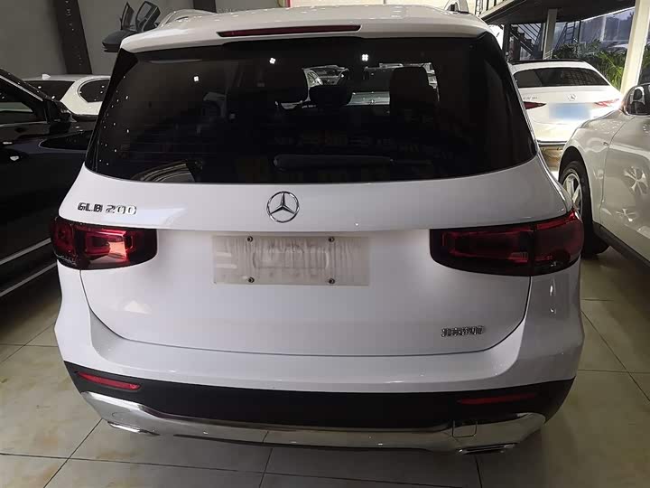 Фото 6 - Mercedes-Benz GLB-Class