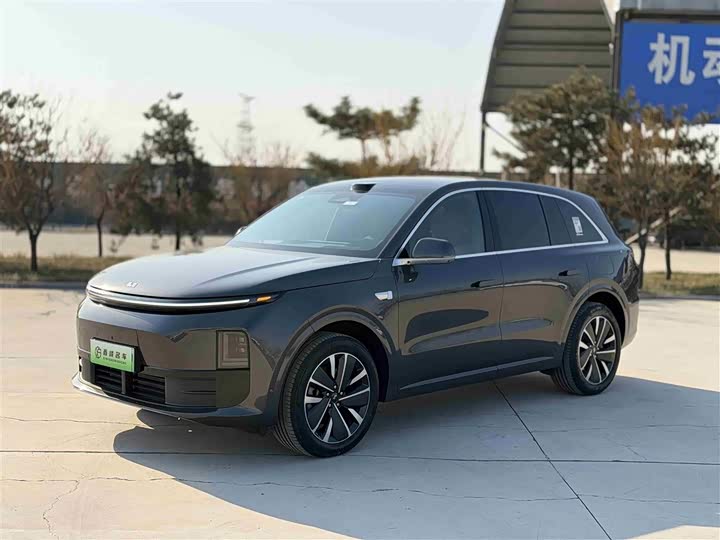 Фото 1 - LiXiang L6