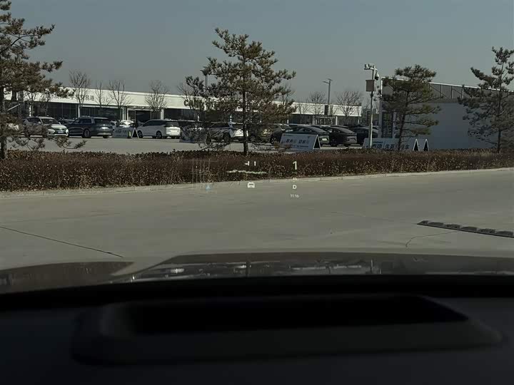 Фото 11 - LiXiang L6