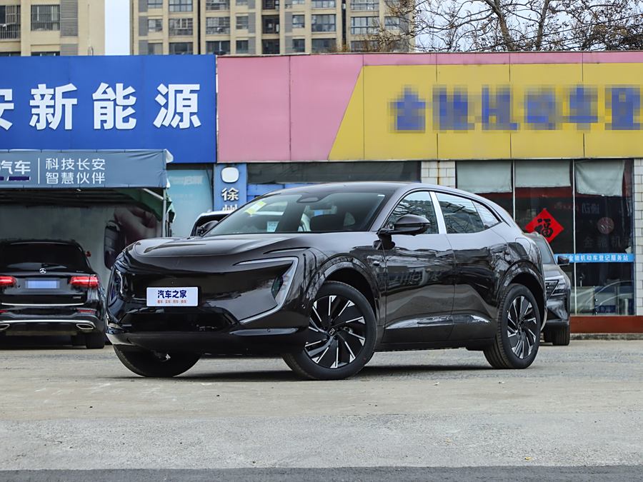 Фото 1 - Avatr 07