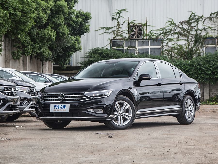 Фото 1 - Volkswagen Magotan