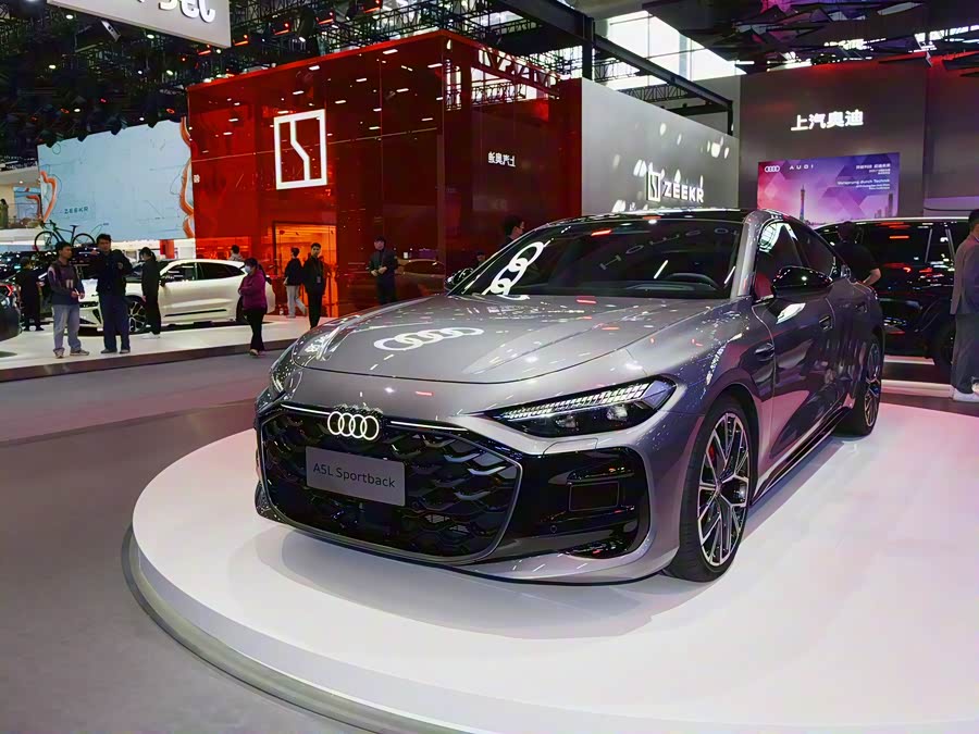 Фото 1 - Audi A5L Sportback