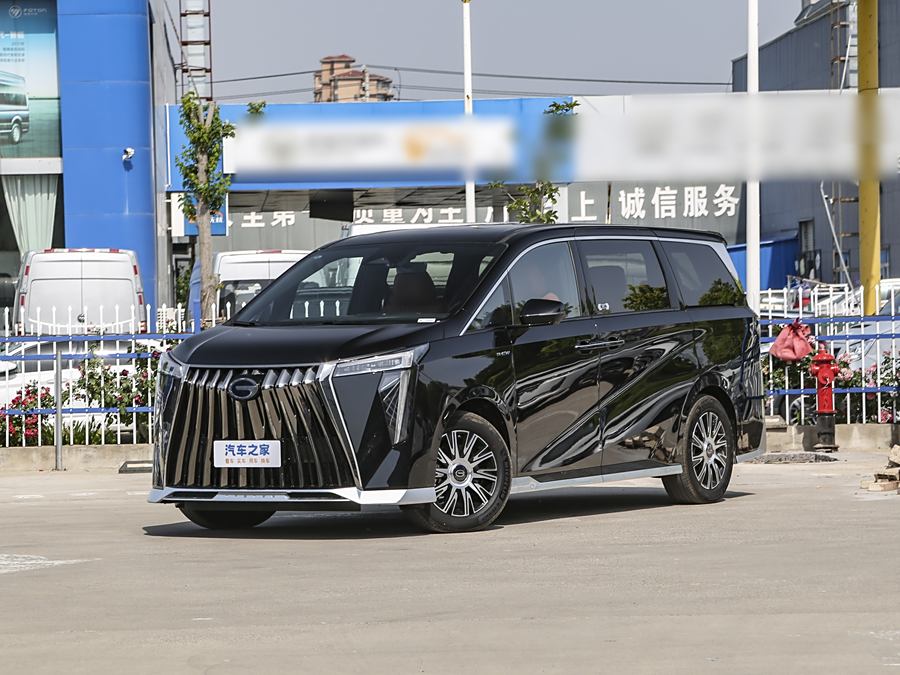 Фото 1 - GAC Trumpchi E9