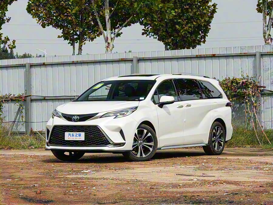 Фото 1 - Toyota Granvia